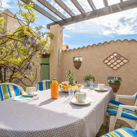 Les Cypres By Interhome