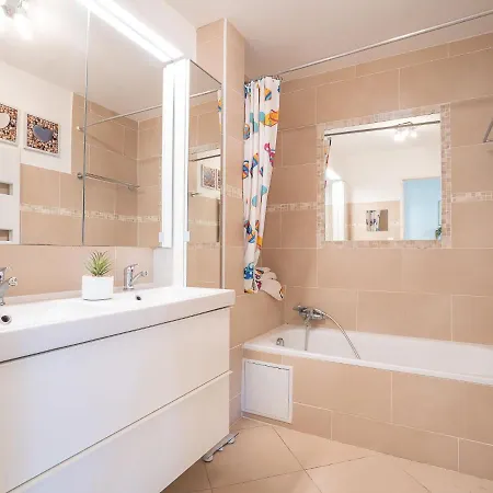 Hébergement de vacances Pescadou-2 By Interhome Hyères